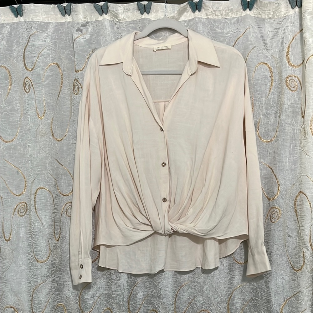 🌾Lovestitch Cream Button Down Blouse with Notched Collar